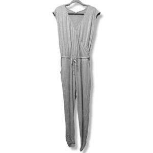 Socialite | NORDSTROM Gray V-Neck Relaxed Lounge Drawstring Jumpsuit Size S